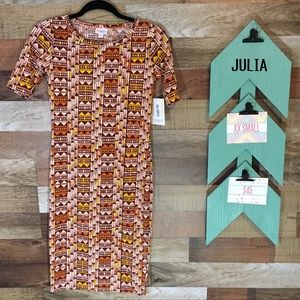 NWT XXS LULAROE JULIA DRESS!!